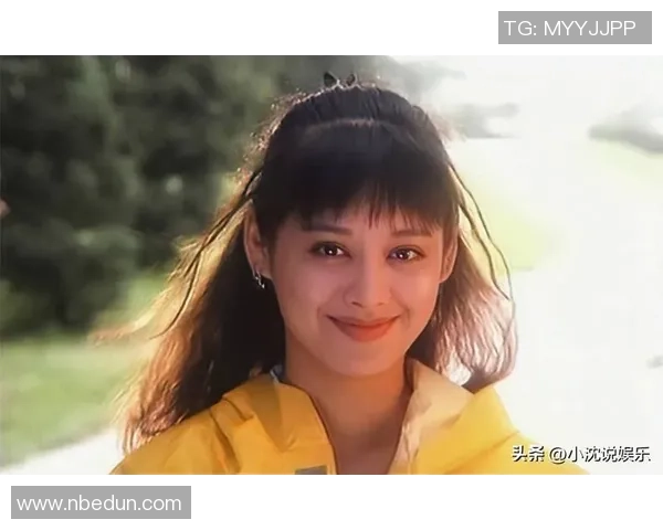 赵蓉足球：从青涩少女到绿茵场上的璀璨明星之路