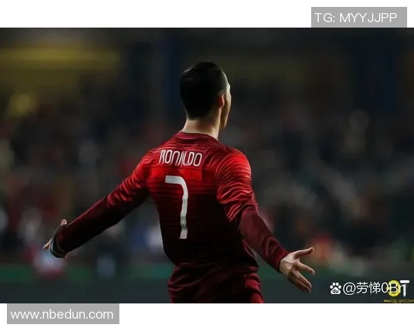 足球王俊的传奇之路从青涩少年到绿茵场上的耀眼明星